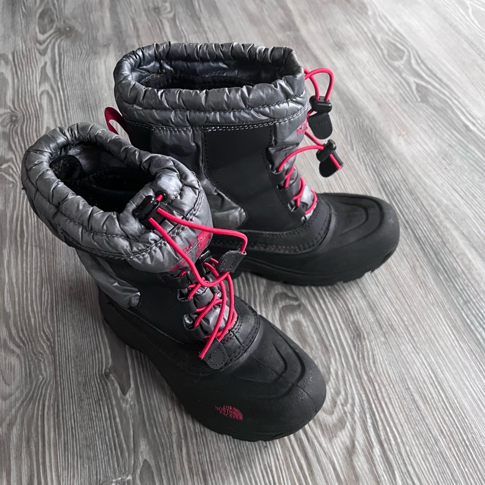 North face snow boots